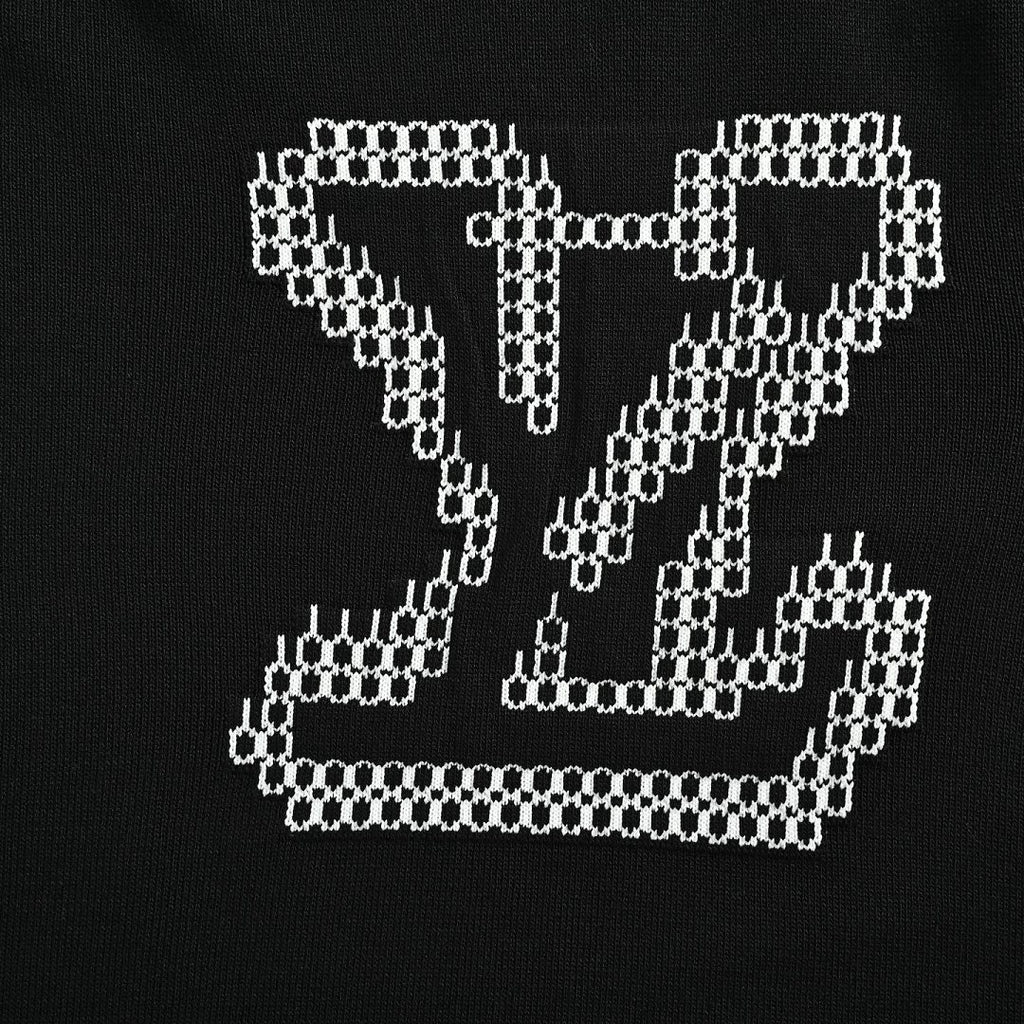 Louis Vuitton Chain-Ring LV Logo Embroidered T-Shirt