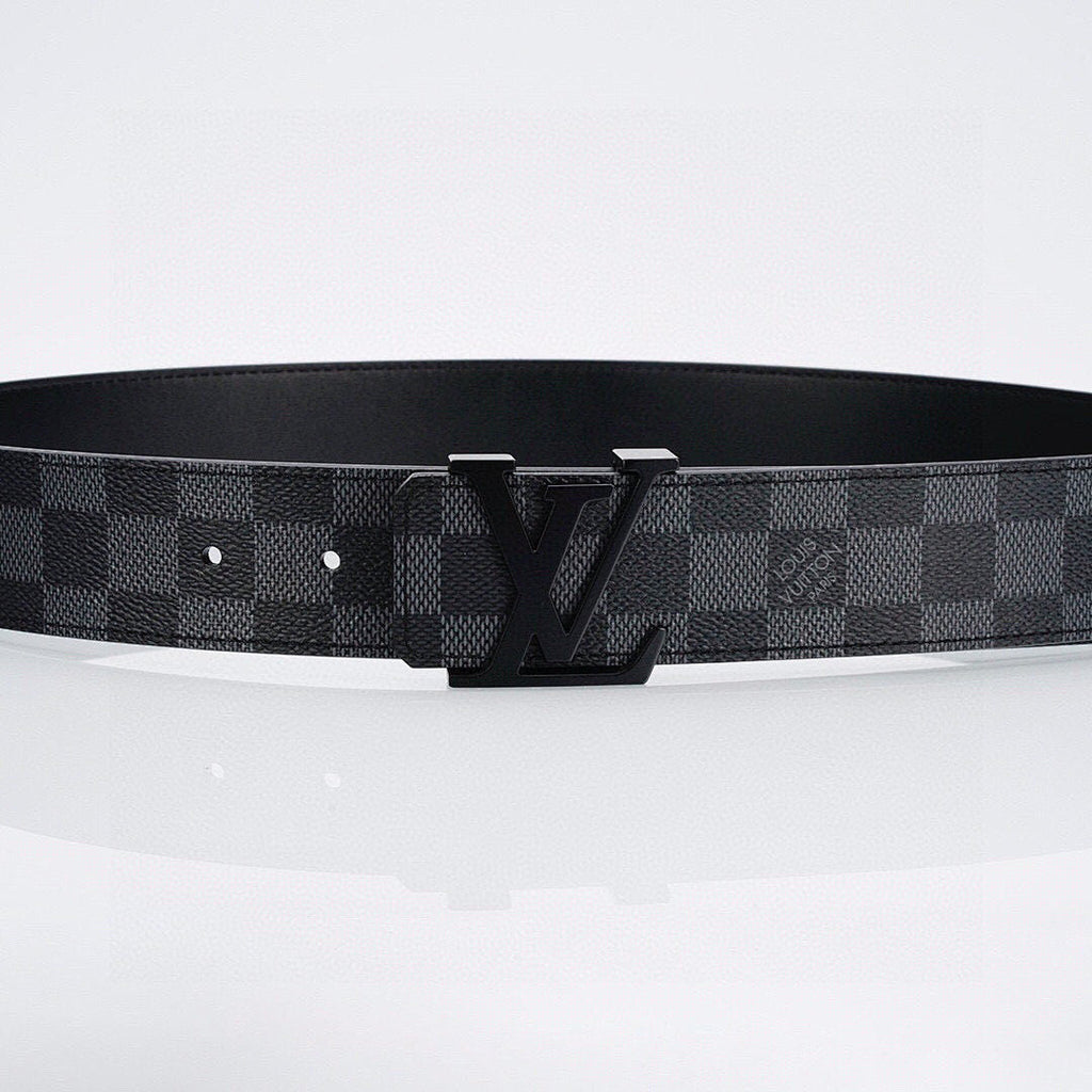 Louis Vuitton Black Leather Belt – Lacquer Buckle