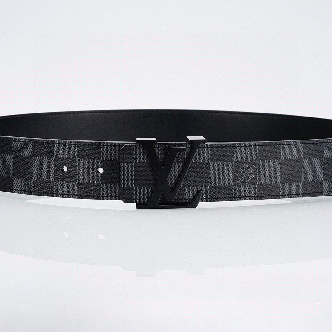 Louis Vuitton Black Leather Belt – Lacquer Buckle