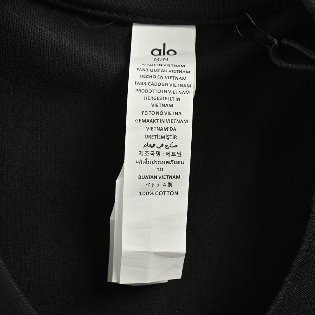 ALO Yoga T-Shirt 019 - Black - view 5