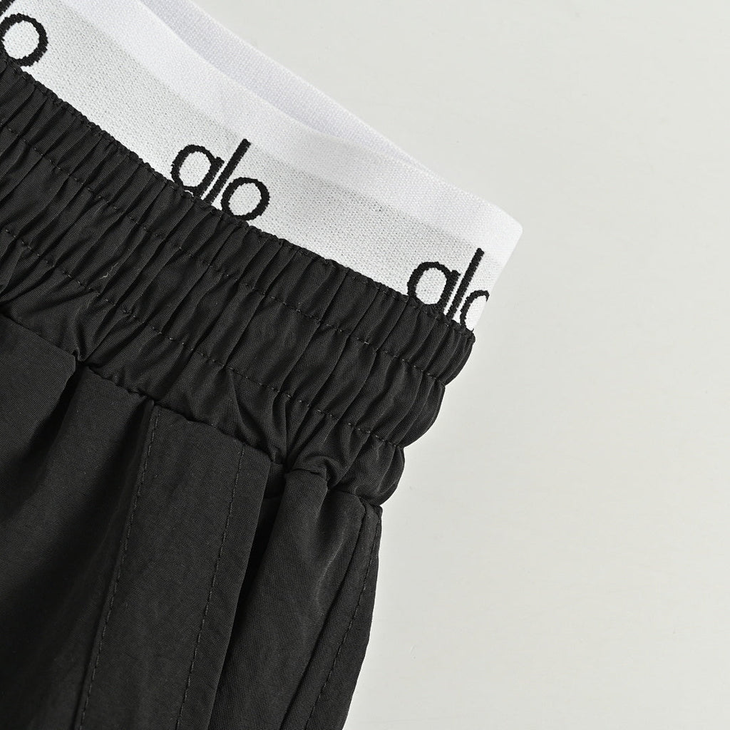 ALO Yoga Pants 017 - Black - view 5