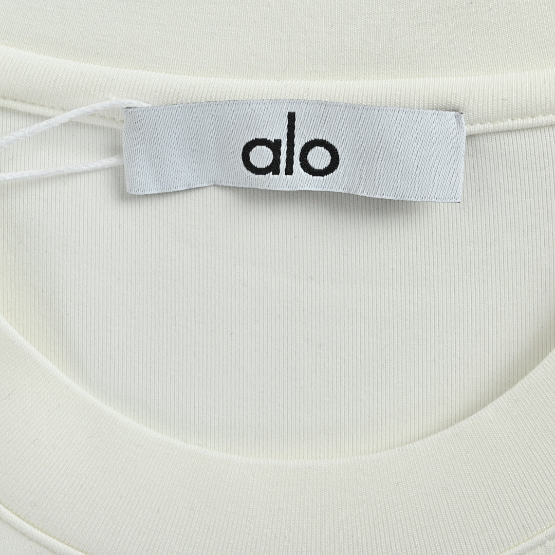 ALO Yoga T-Shirt 007 - White - view 5