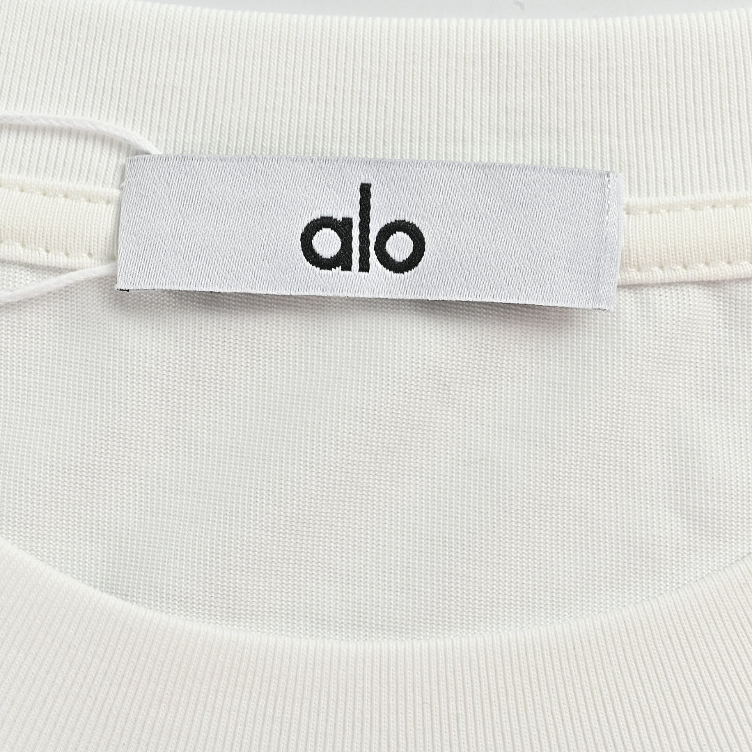 ALO Yoga T-Shirt 005 - White - view 5