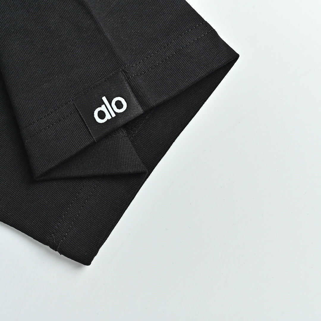 ALO Yoga T-Shirt 002 - Black - view 5