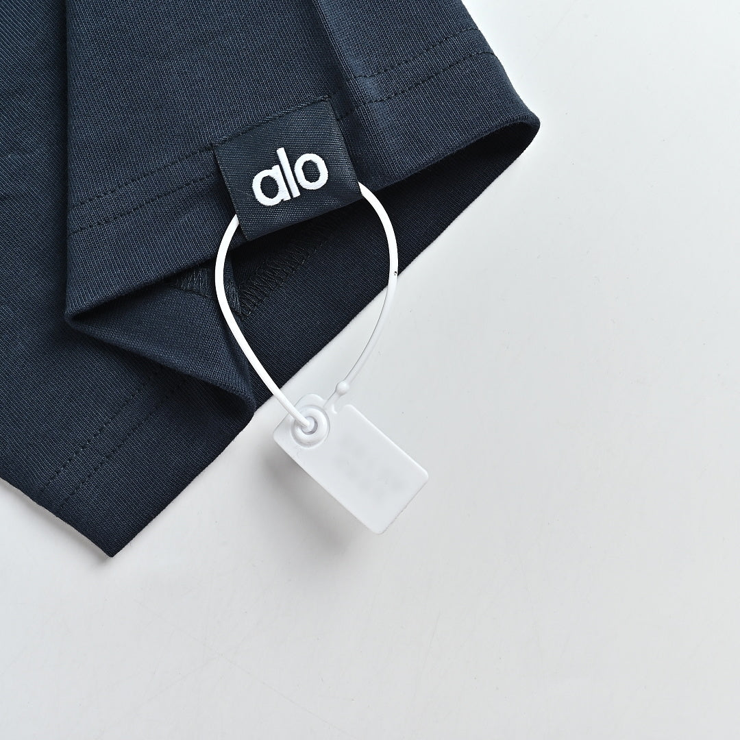 ALO Yoga T-Shirt 001 - Navy - view 3
